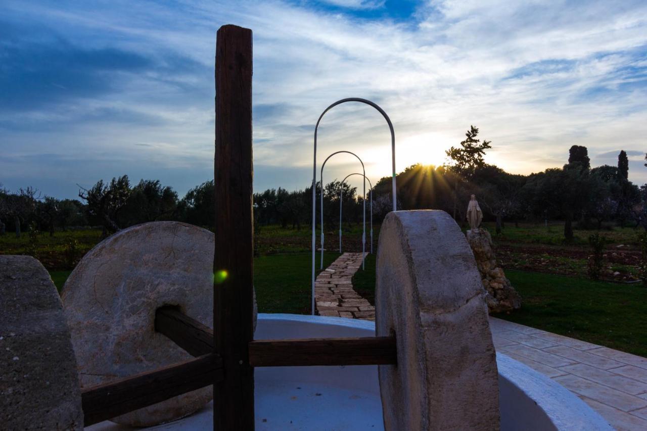 Masseria Poli Country House コンヴェルサーノ エクステリア 写真