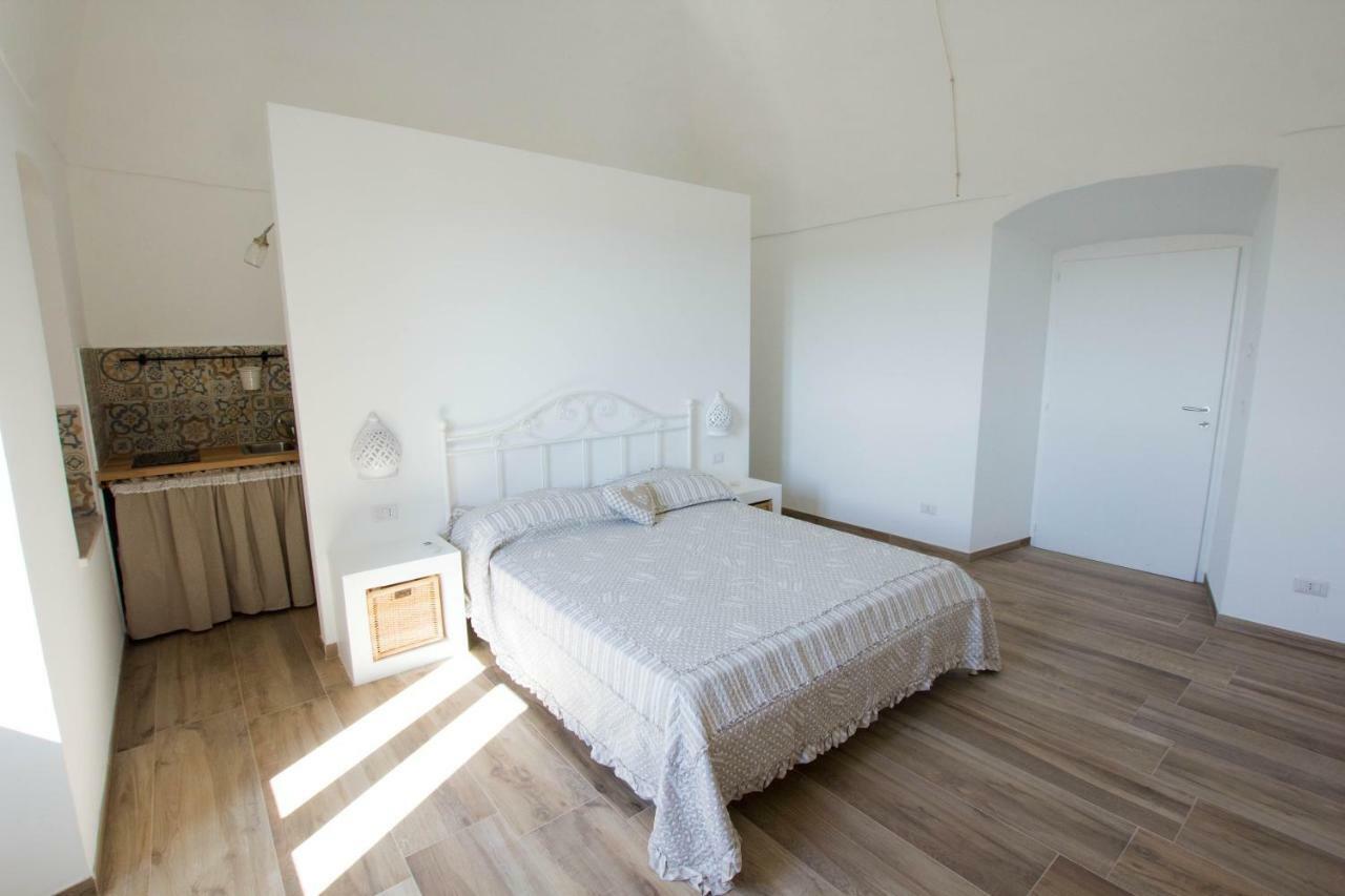 Masseria Poli Country House コンヴェルサーノ エクステリア 写真